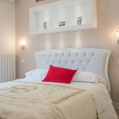 Bed & Breakfast Fjore Di 2*